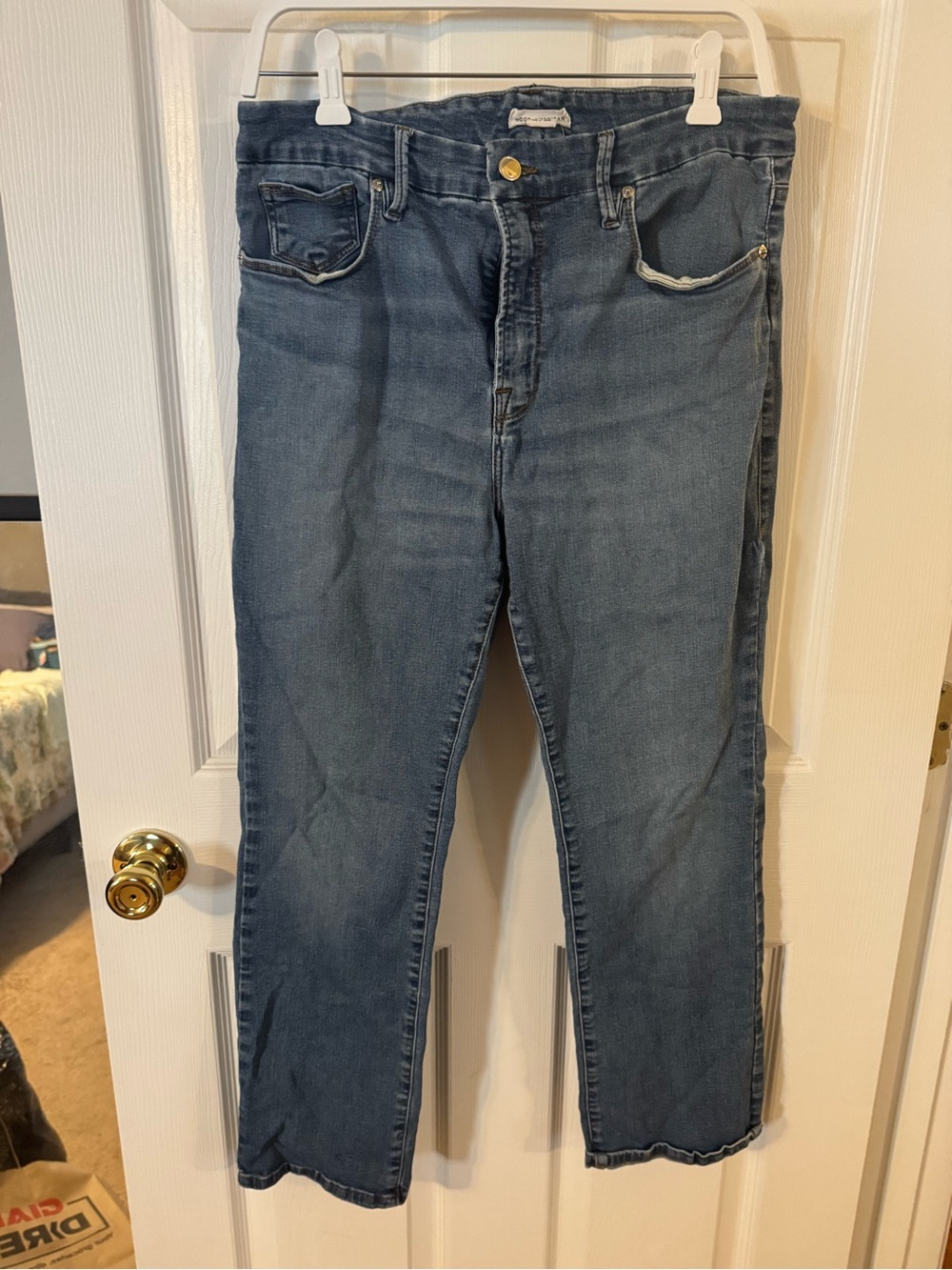 Good American Straight-Leg Jeans in Blue Denim